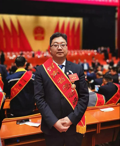 喜報！設(shè)備公司總經(jīng)理王鍇榮獲“河南省勞動模范”稱號